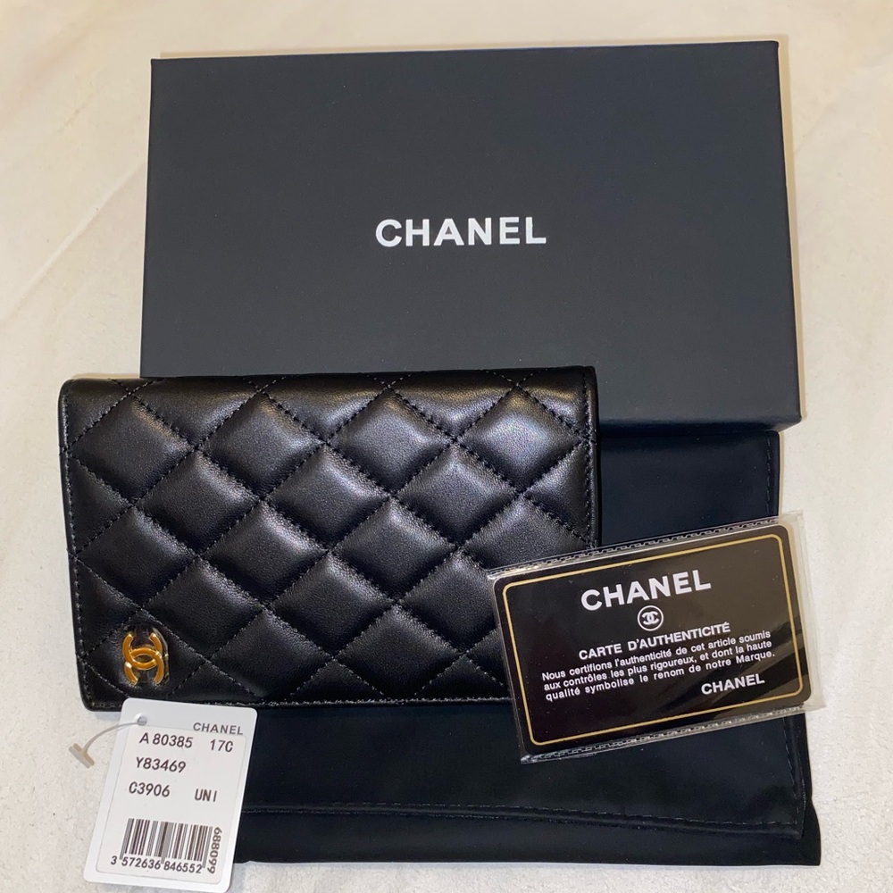 Chanel Quilted Card Holder Wallet, Christmas Gift!